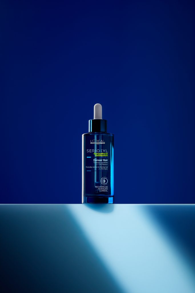 1812 - Loreal - 15 - Serioxyl fond bleu - 1157_V1_R3_1700 HAIRS