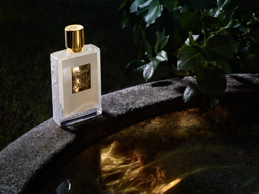 By K-National HollyDaY-fontana_R2